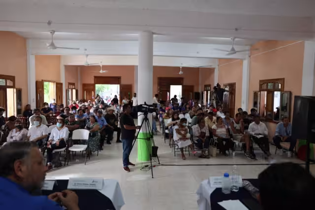 La reunión fue sobre la “Manifestación de Impacto Ambiental, modalidad regional del proyecto Tren Maya, tramo 5 Sur” (MIA). Foto: Fonatur