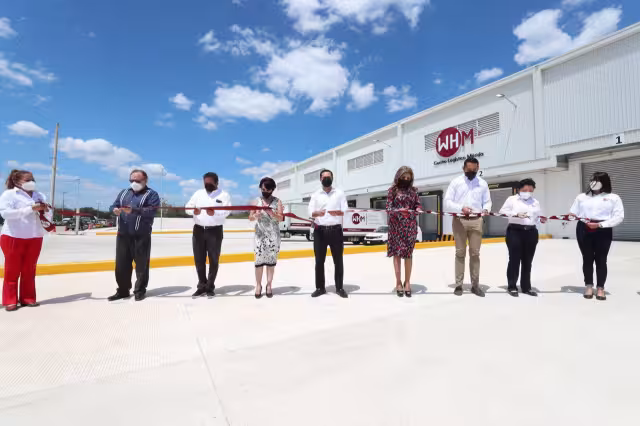 Mauricio Vila encabezó la inauguración