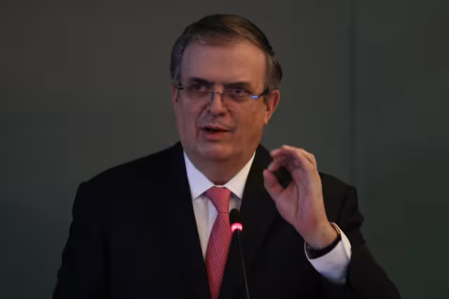 José Manuel Albares, ministro de Asuntos Exteriores, Unión Europea y Cooperación, habló con Marcelo Ebrard, titular de la SRE para aclarar la propuesta de hacer una pausa en la relación bilateral planteada por el presidente Andrés Manuel López Obrador