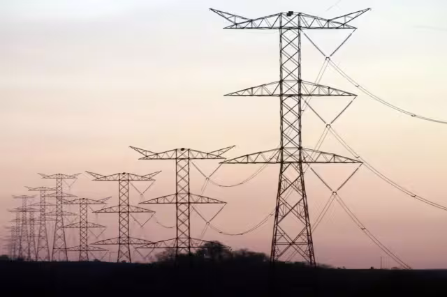 Torres de energía eléctrica