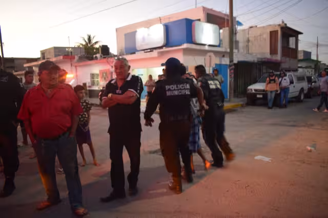 Uno de los heridos fue un hombre de la tercera edad que quedó inconsciente