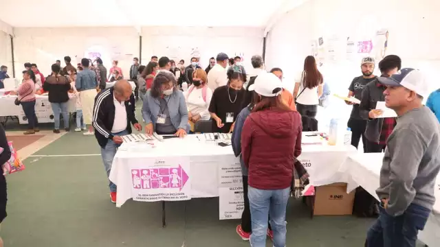 Los comicios electorales iniciaron en punto de las 8:00 de la mañana