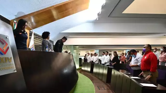 De igual forma, los prestadores de servicios no podrán negar la prestación de servicios financieros