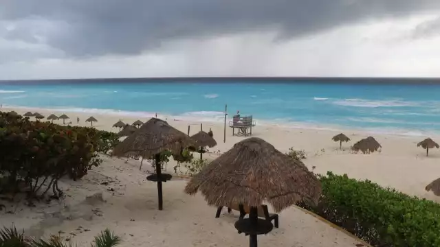 Tormenta Tropical con vientos de 110 kilómetros por hora. Foto: Por Esto!