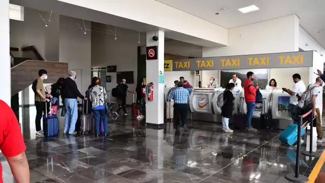 Comerciantes dejan de vender en el aeropuerto de Campeche