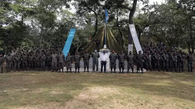 El Ejército indicó que "ha prestado su colaboración" para el arresto de los tres militares, los que "deberán resolver su situación jurídica de manera individual"