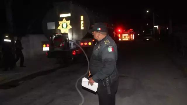 El incendio fue controlado por los bomberos, pero el lugar fue consumido