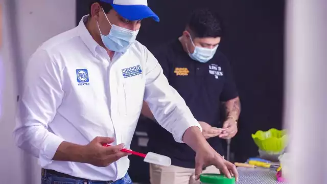 Chucho Pérez Ballote designará más recursos para que los jóvenes inicien su primer negocio