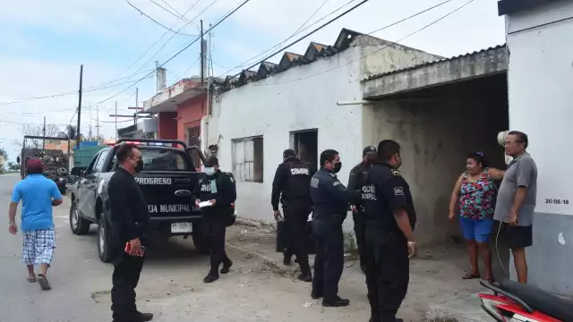 Los policías desalojaron todo el lugar
