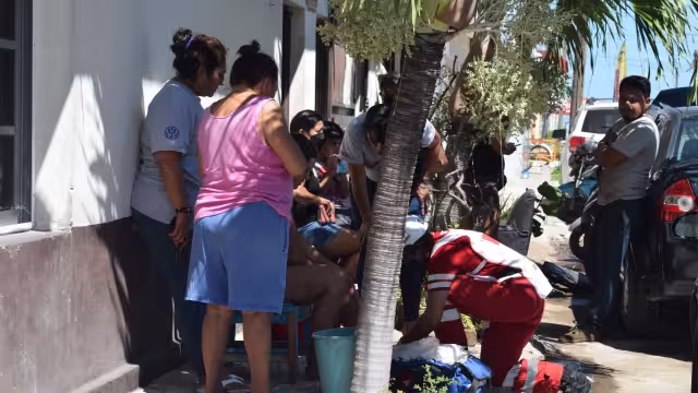 Al lugar llegaron paramédicos de la Cruz Roja Mexicana delegación Progreso