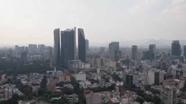 Debido a la mala calidad del aire se impuso el doble Hoy No Circula en la capital mexicana