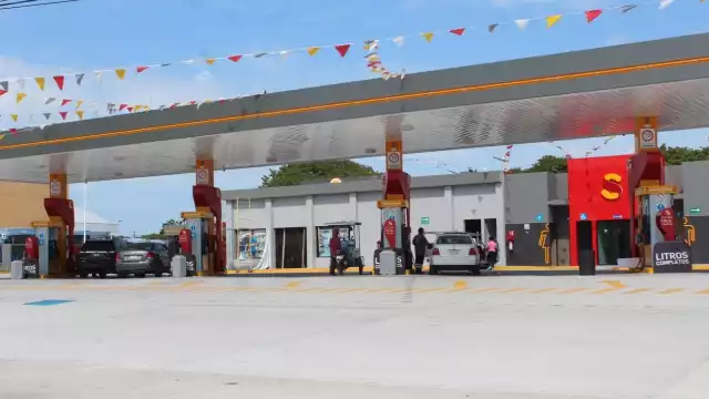 La Dirección de Desarrollo Urbano expuso que los permisos de construcción se entregaron durante la administración de Óscar Rosas