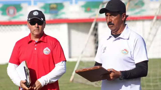 Pioneros Junior de Cancún FC presentan a su nuevo entrenador para la temporada 2022-2023