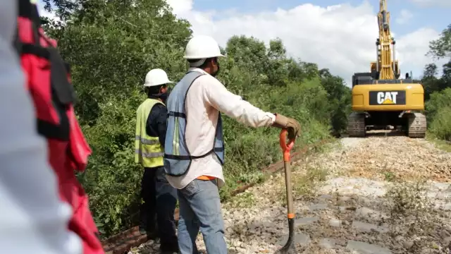 El Tramo 3 del Tren Maya va de Calkiní – Izamal, lo que representa 172 kilómetros