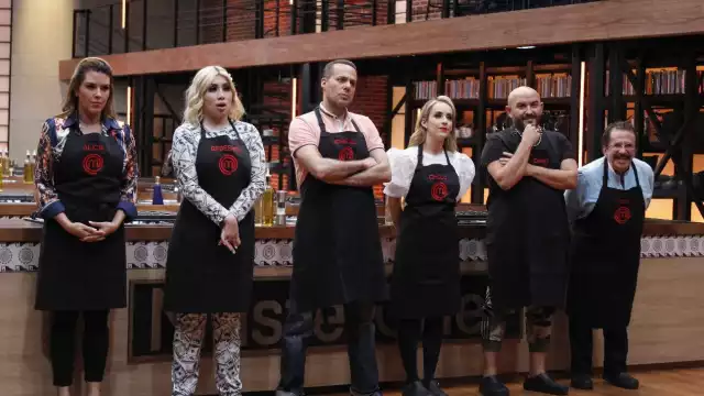 David Salomón participó en el reality MasterChef Celebrity México y aunque tuvo una buena racha en la competencia, el innovador en el mundo de la moda salió del programa el viernes pasado