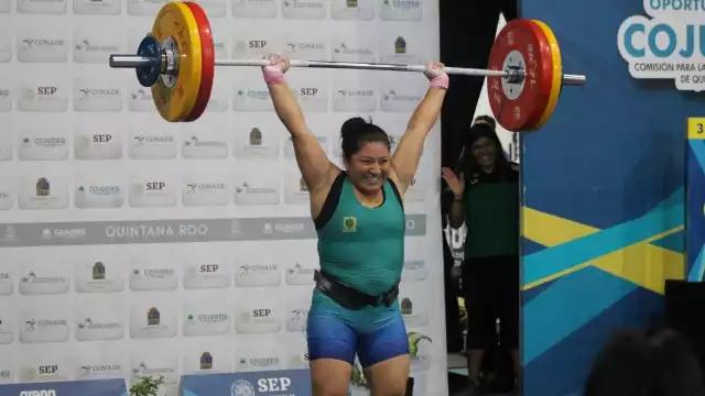 En Tekax, atletas entrenan en el Centro Municipal