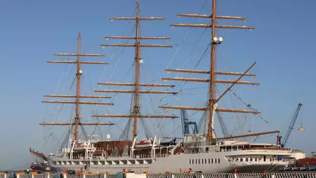 El Sea Cloud Spirit proveniente de Cozumel llegó a Progreso, Yucatán, este viernes