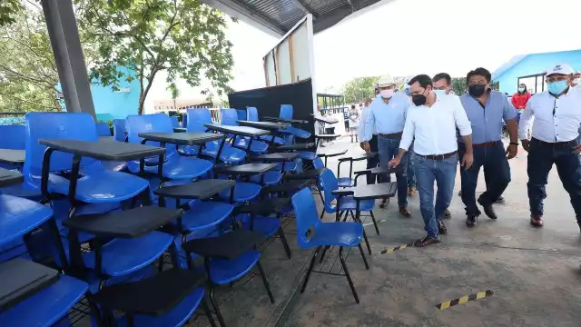 Garantiza Gobierno de Yucatán retorno a clases con acciones en más de 2 mil 200 escuelas