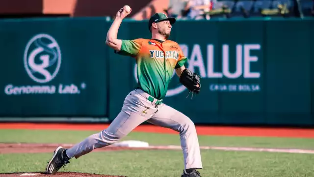 Los leones completamente apagados con el bate