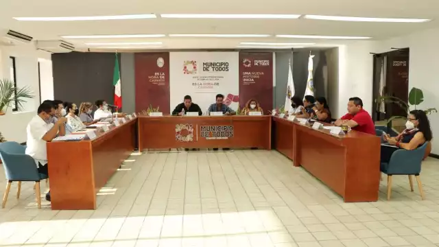 El Cabildo de Carmen aprobó que se restituyeran los procesos electorales de las tres comunidades, actividad que se desarrollará apenas comience enero