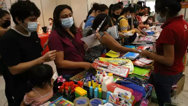 La Feria Regreso a Clases 2022 dio inicio este viernes