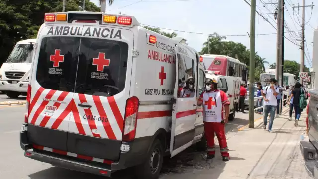 Paramédicos auxiliaron a los afectados, sin ser requerido su traslado a un hospital