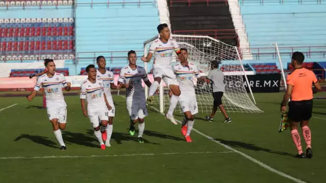 Pioneros de Cancún FC se lleva el clásico, vence 2-1 a el Inter Playa del Carmen