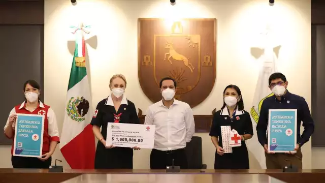El Gobernador resaltó la coordinación que se ha tenido con la Cruz Roja Mexicana en Yucatán para ofrecer servicios médicos ante la pandemia del coronavirus