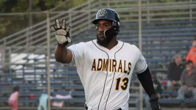 Nick Akins, el primer refuerzo extranjero de los Tigres de Quintana Roo