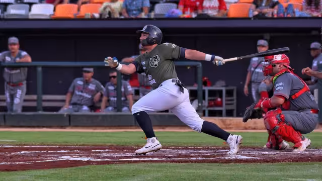 Los Tigres de Quintana Roo tuvieron un tropezón esta noche en el Beto Ávila contra los Diablos Rojos del México