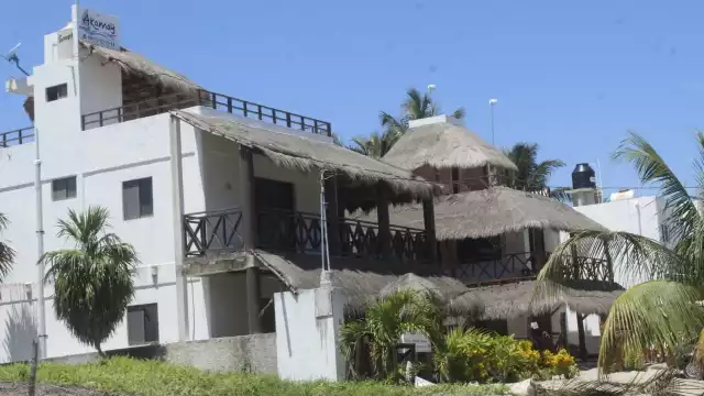 En el puerto pesquero El Cuyo están en proceso al menos 10 proyectos para la edifi cación de establecimientos de hostelería