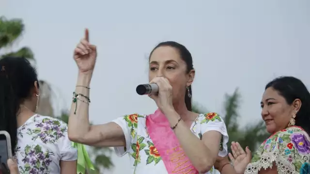 Claudia Sheinbum llegó esta mañana a Mérida