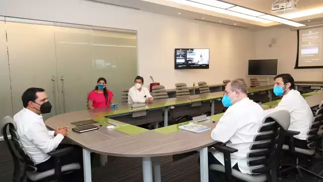 El gobernador del estado resaltó la importancia de tener servicios de nutriología en las unidades médicas del sector público