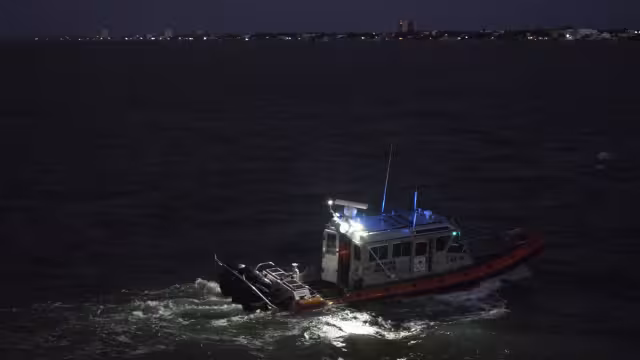 Hay un hombre de 80 años desaparecido luego de hundirse su lancha en Progreso