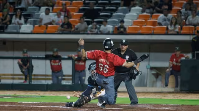 En la parte alta de la cuarta entrada, Ramón Ramírez logró hacer sonar los cañones en Cancún