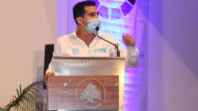 Rommel Pacheco en el foro de Conciencia, Consenso y Compromiso por Mérida