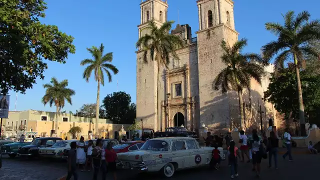 Debido a la contingencia sanitaria, el Rally Maya solo dará breves vueltas por el parque principal
