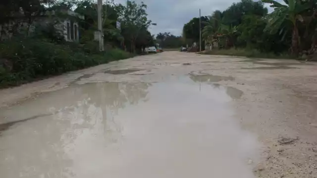 La fuerte lluvia se registró luego del medio día, que tuvo una duración de más de 30 minutos