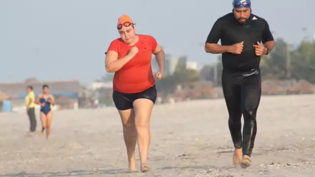 Los atletas exhortaron a la ciudadanía que ya adoptó la nueva normalidad a no dejar de lado los cuidados y medidas dispuestas por las autoridades de salud. Foto: Emmanuel Sansores