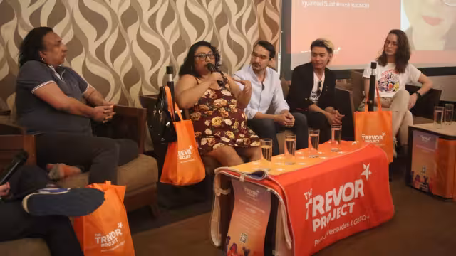 The Trevor Proyect ofrece atención las 24 horas a personas de la comunidad LGBT+ con problemas emocionales