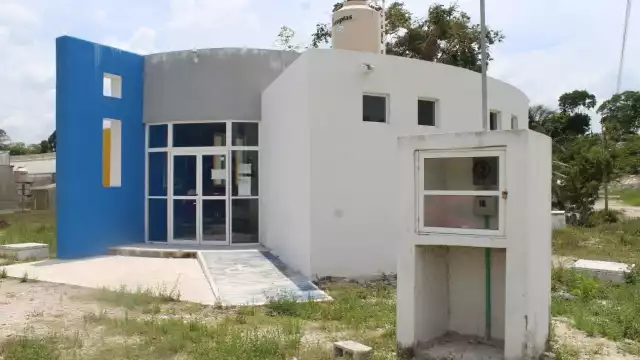 7.2 millones de pesos desperdiciados en seis centros de salud abandonados en Chetumal