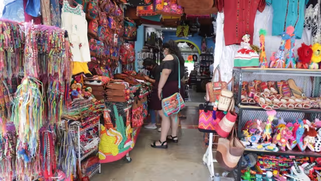 Los vendedores se esmeraron en anunciar y ofrecer su producto al  mejor precio