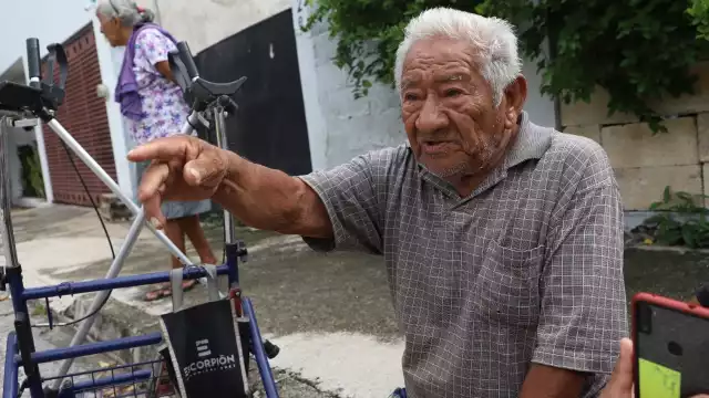 Don Tilso asegura que fue confinado a vivir dentro de un garage
