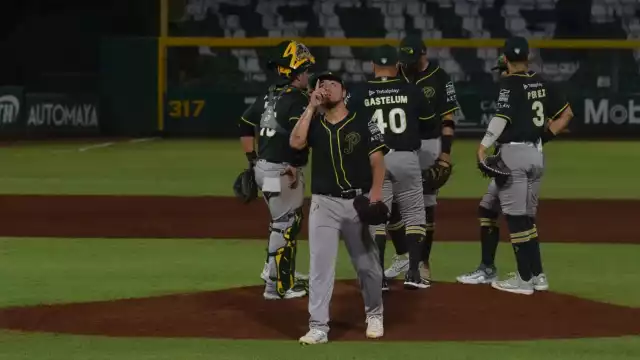 Leones de Yucatán vencen de manera cómoda a los Pericos de Puebla