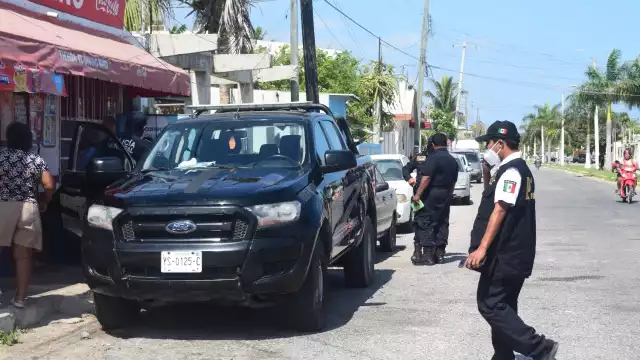 El hombre no llegó a su trabajo en Progreso, por lo que familiares llegaron a su departamento para encontrar su cuerpo suspendido