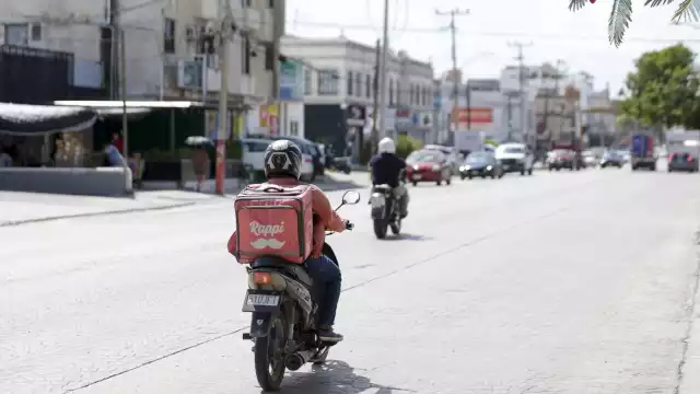 Uber Eats obtuvo un amparo para evitar someterse al régimen de autorizaciones, permisos y declaratoria de sostenibilidad para operar en Quintana Roo