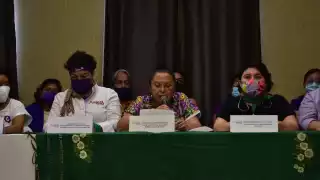 Mujeres integrante de Morena de diversos estados se reunieron este domingo