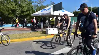 Al evento, el cual se realiza sobre el malecón, sólo acudió uno que otro funcionario