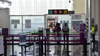 Las personas tuvieron que esperar por sus vuelos más tiempo del acordado