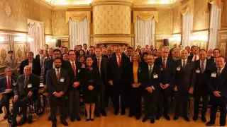 Marcelo Ebrard inicia campaña de defensa de México en EU